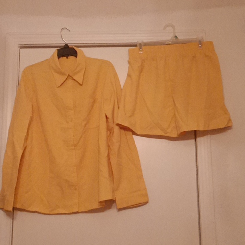Women's Shirt Set NWOT